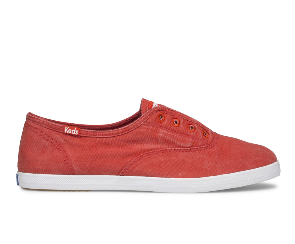 Slip Ons Keds Femme Rouge - Chillax Seasonal | WNK-70174554